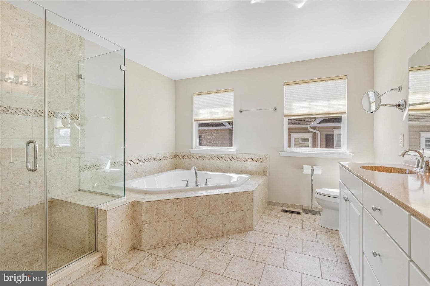 31 Penn Manor Court photo 16