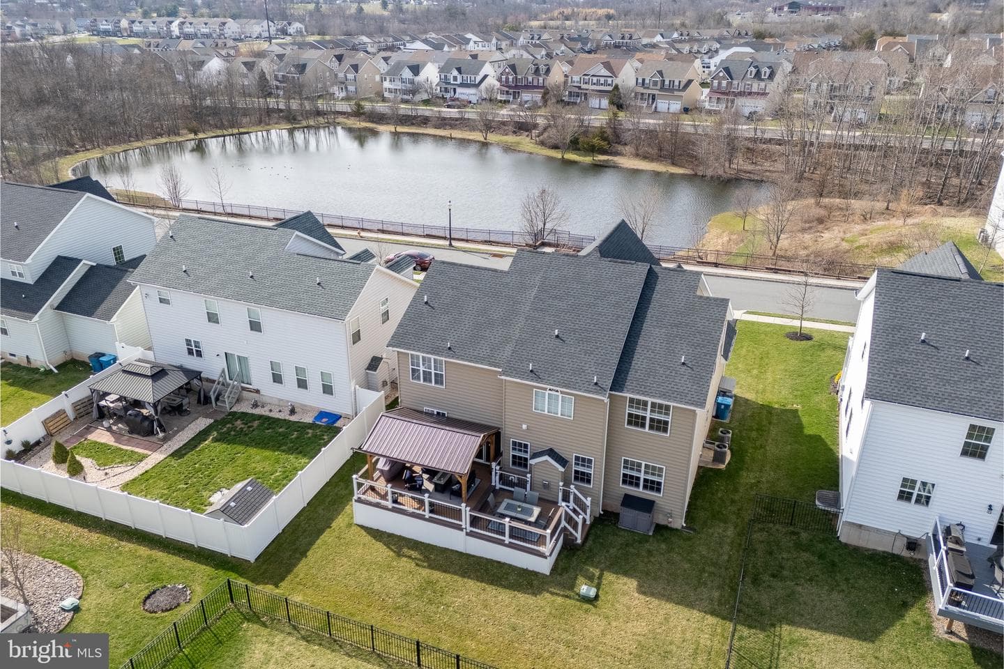 2133 Bridgeport Avenue photo 3