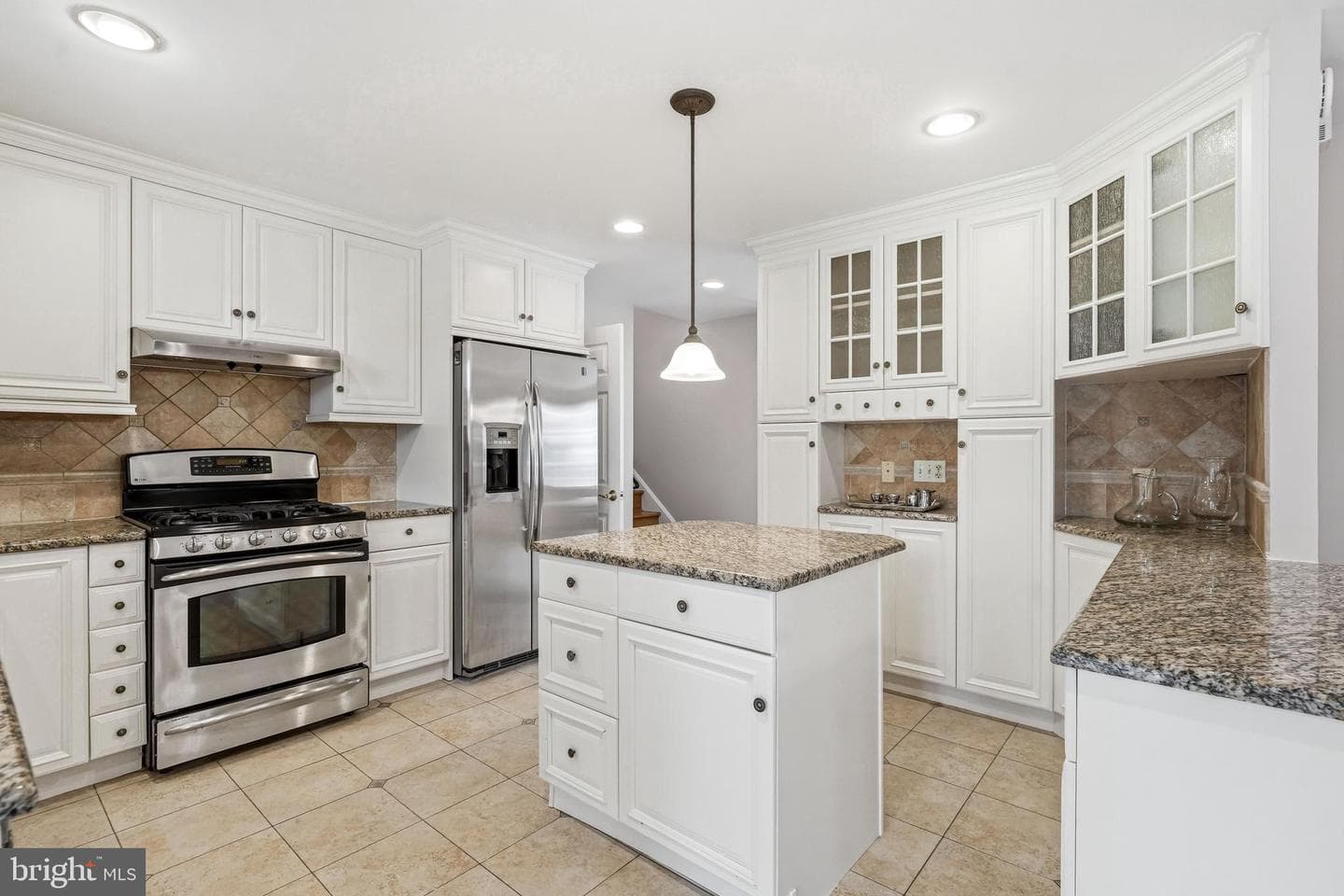 574 General Armstrong Road photo 15