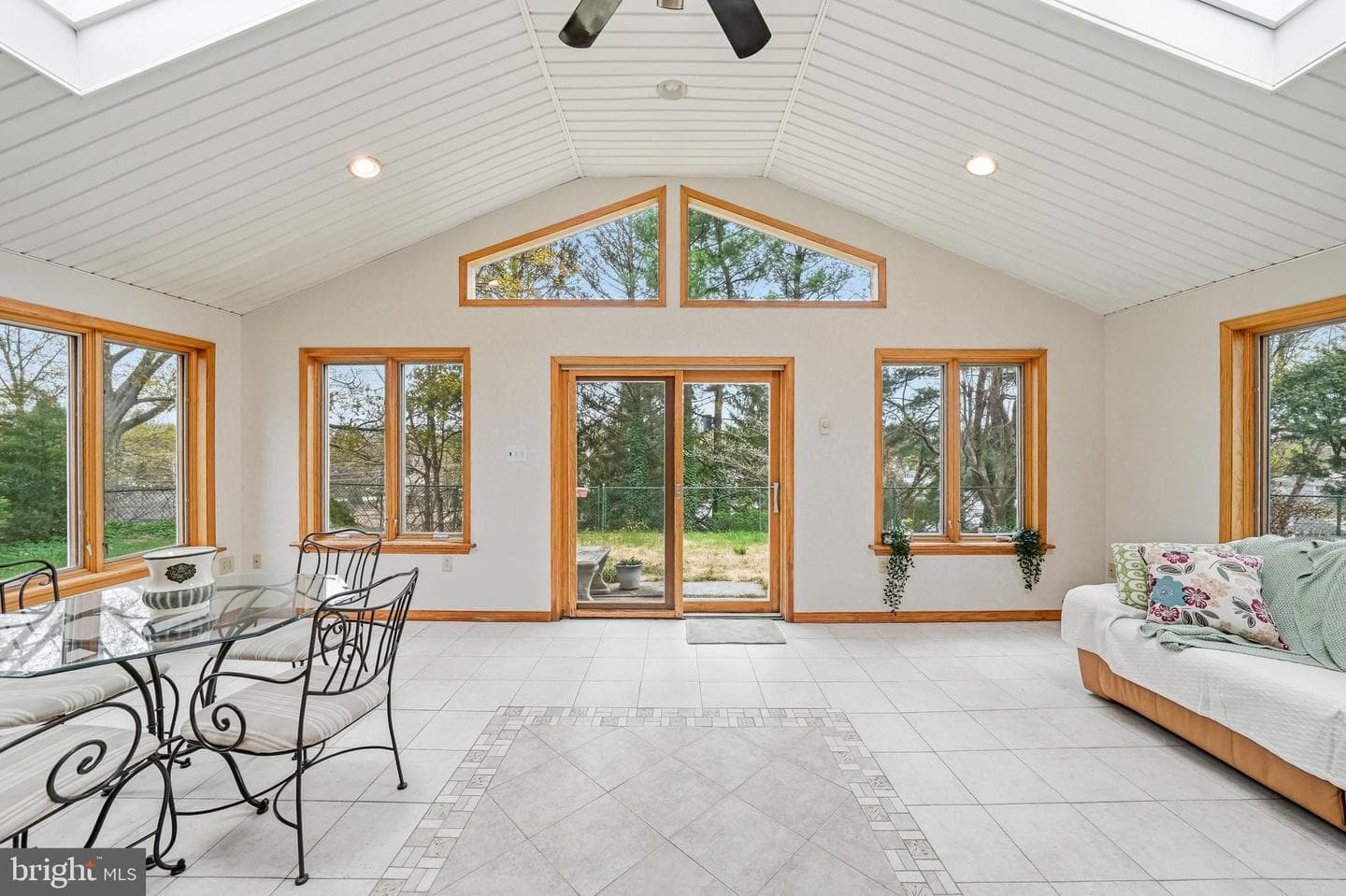 574 General Armstrong Road photo 18