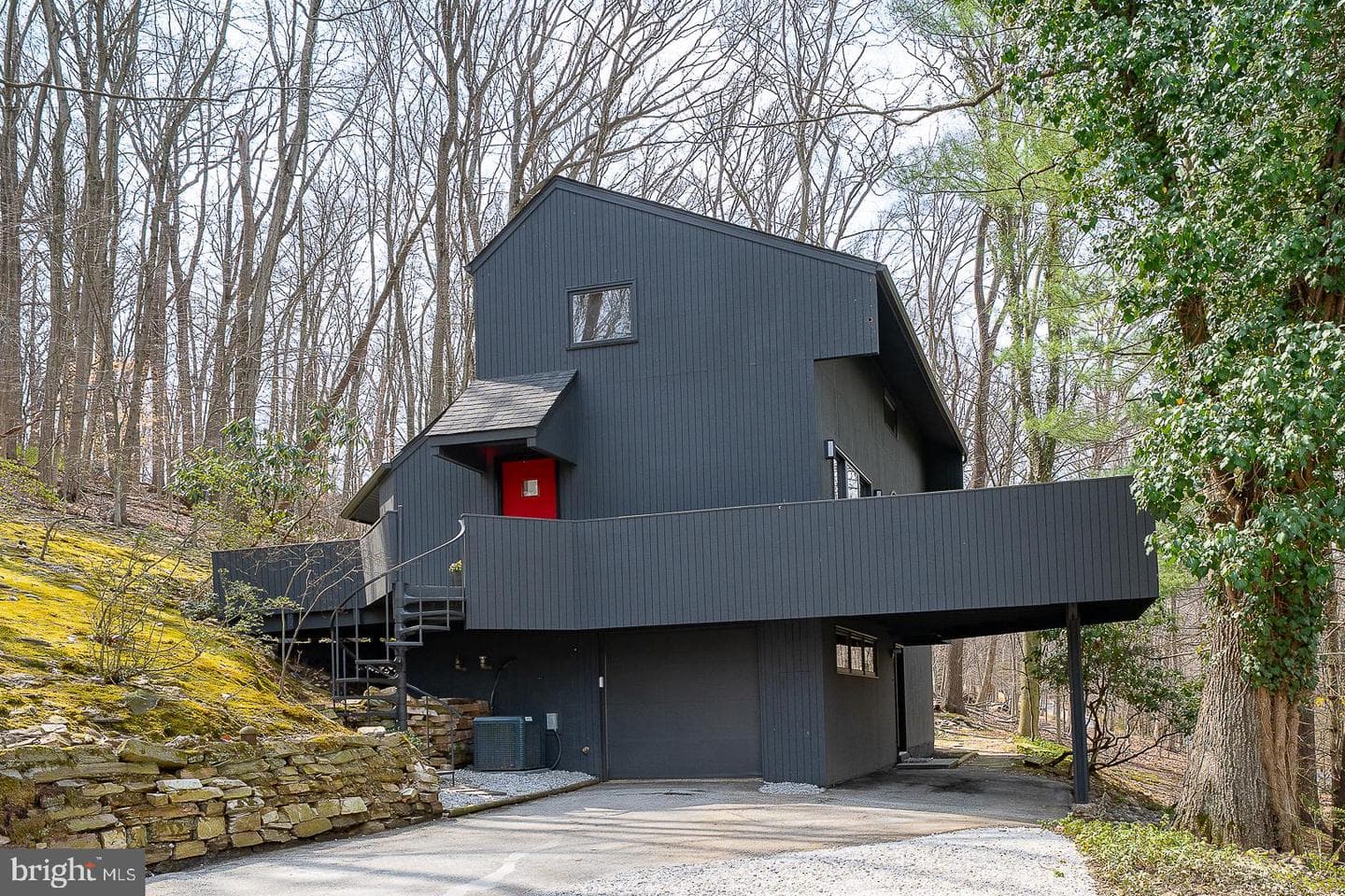 471 Gypsy Lane