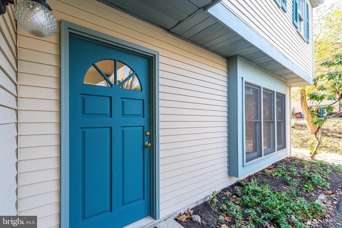 438 Holly Lane photo 8