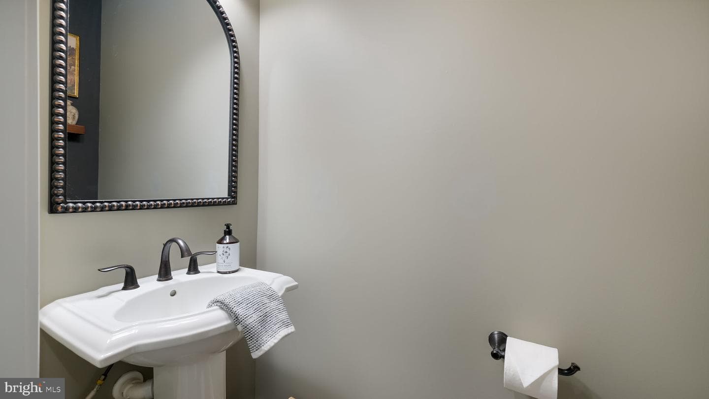 105 Brentwood Court photo 13