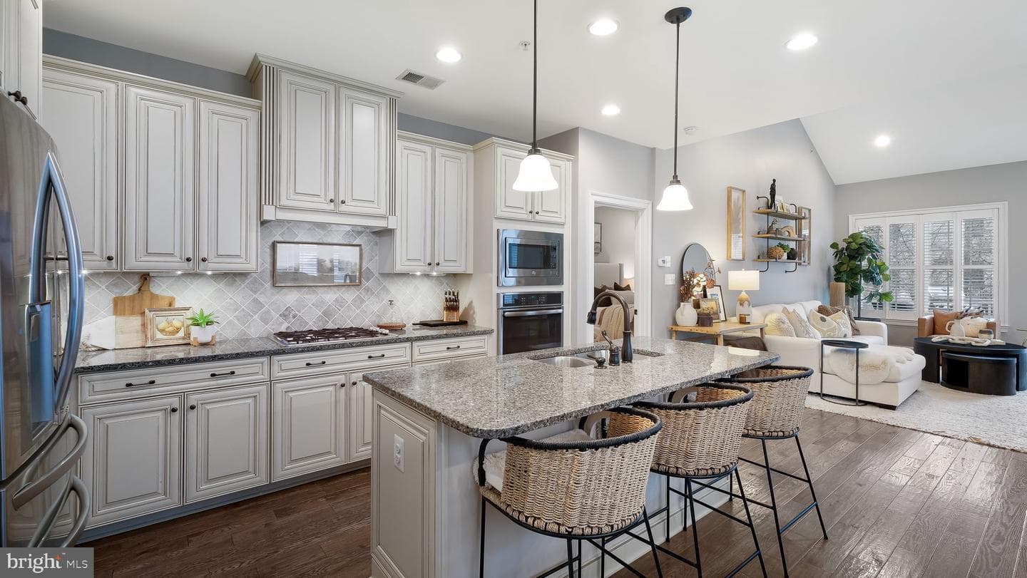105 Brentwood Court photo 6