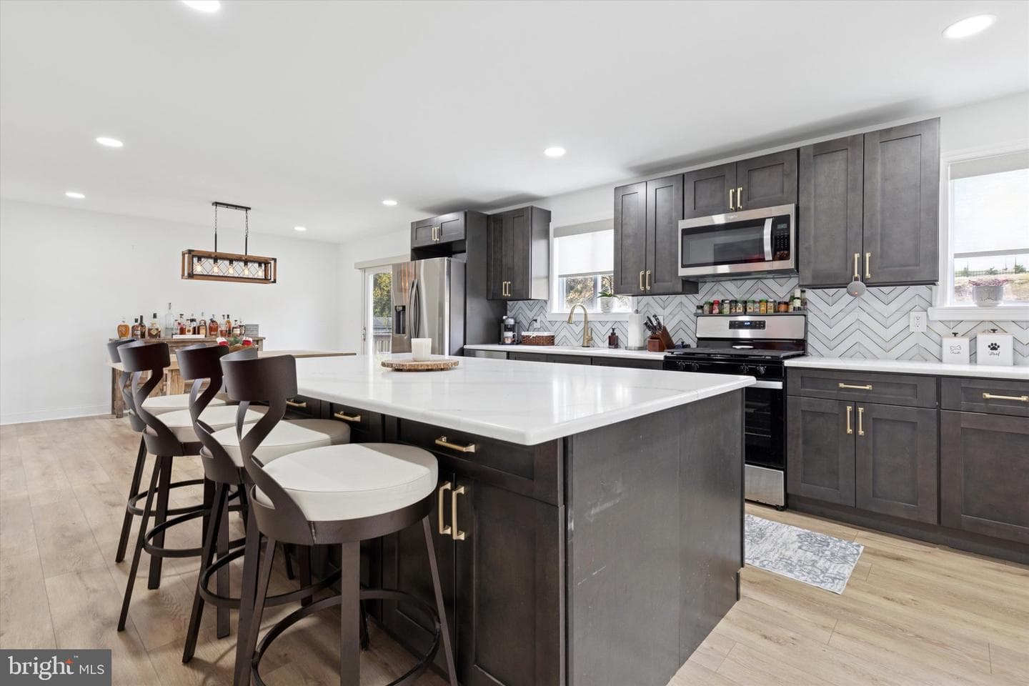 3023 Eisenhower Road photo 5