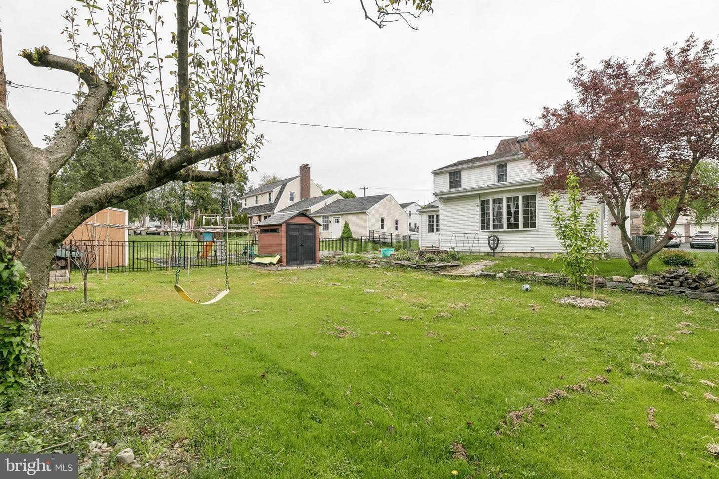 556 Anne Street photo 49