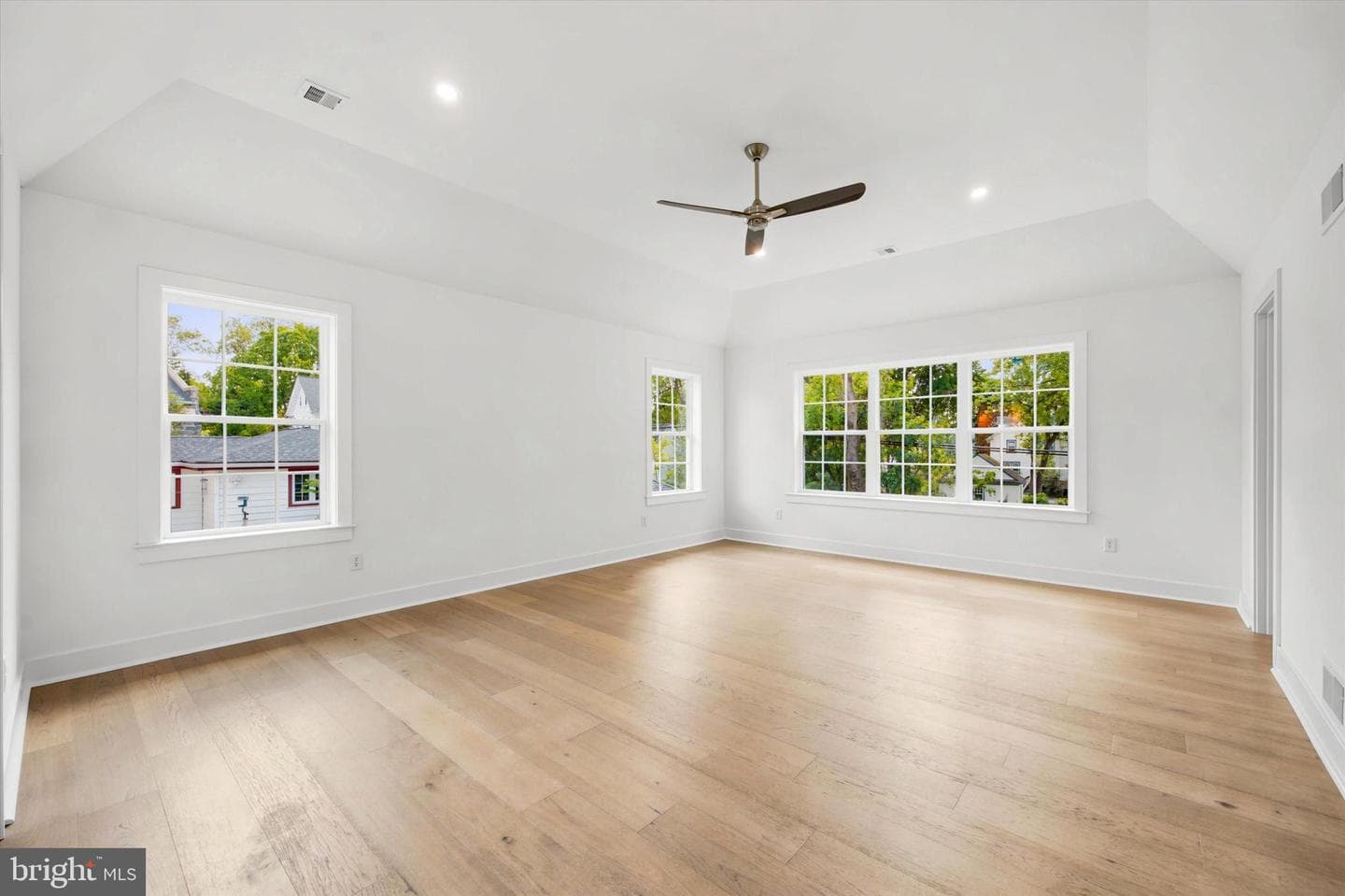 111 St Pauls Road photo 15