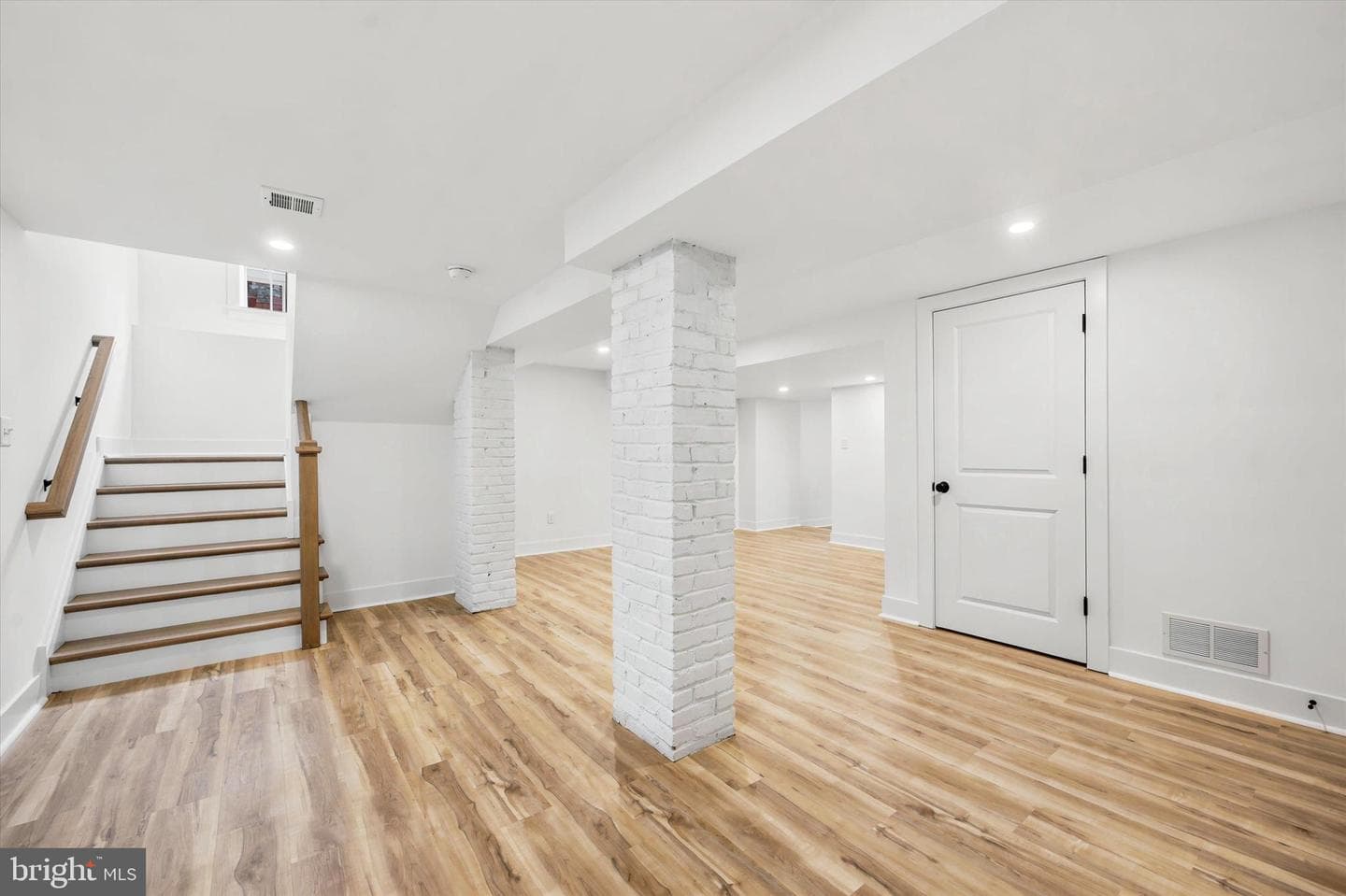 111 St Pauls Road photo 31