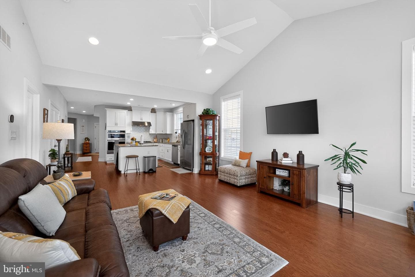 727 Friendship Hill Drive photo 14