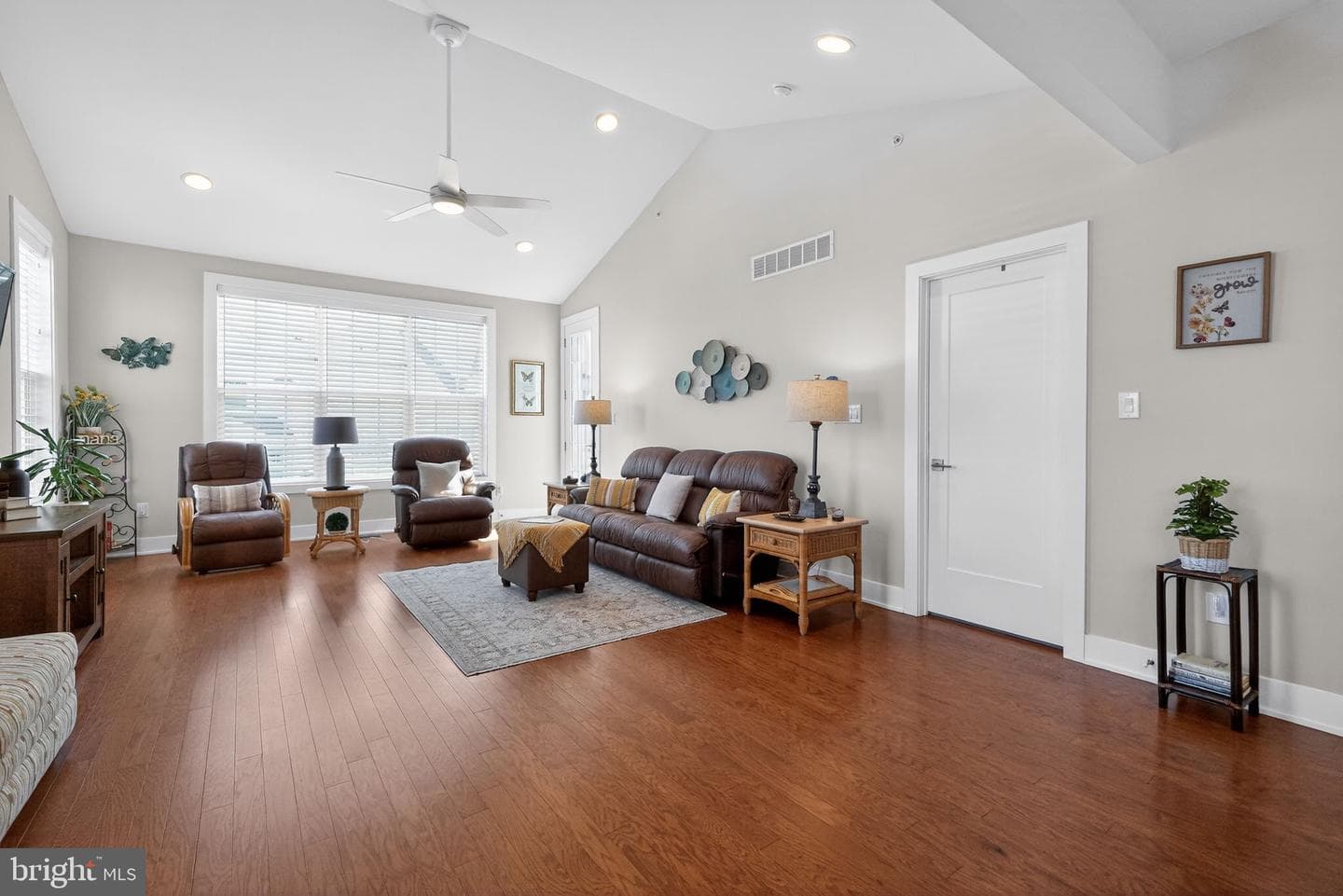 727 Friendship Hill Drive photo 15