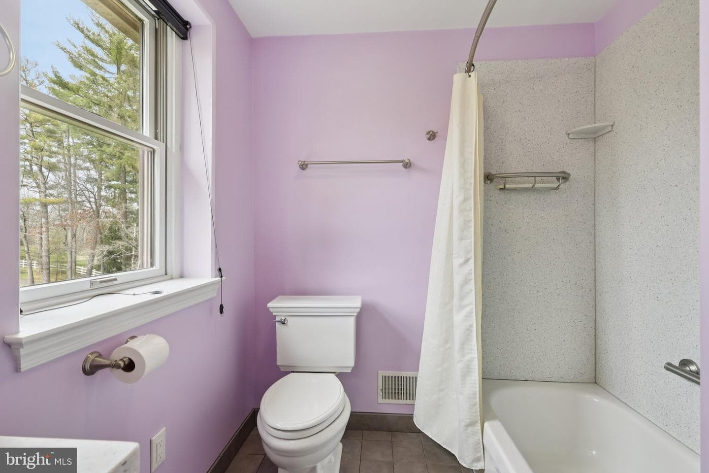 260 Mathers Road photo 40