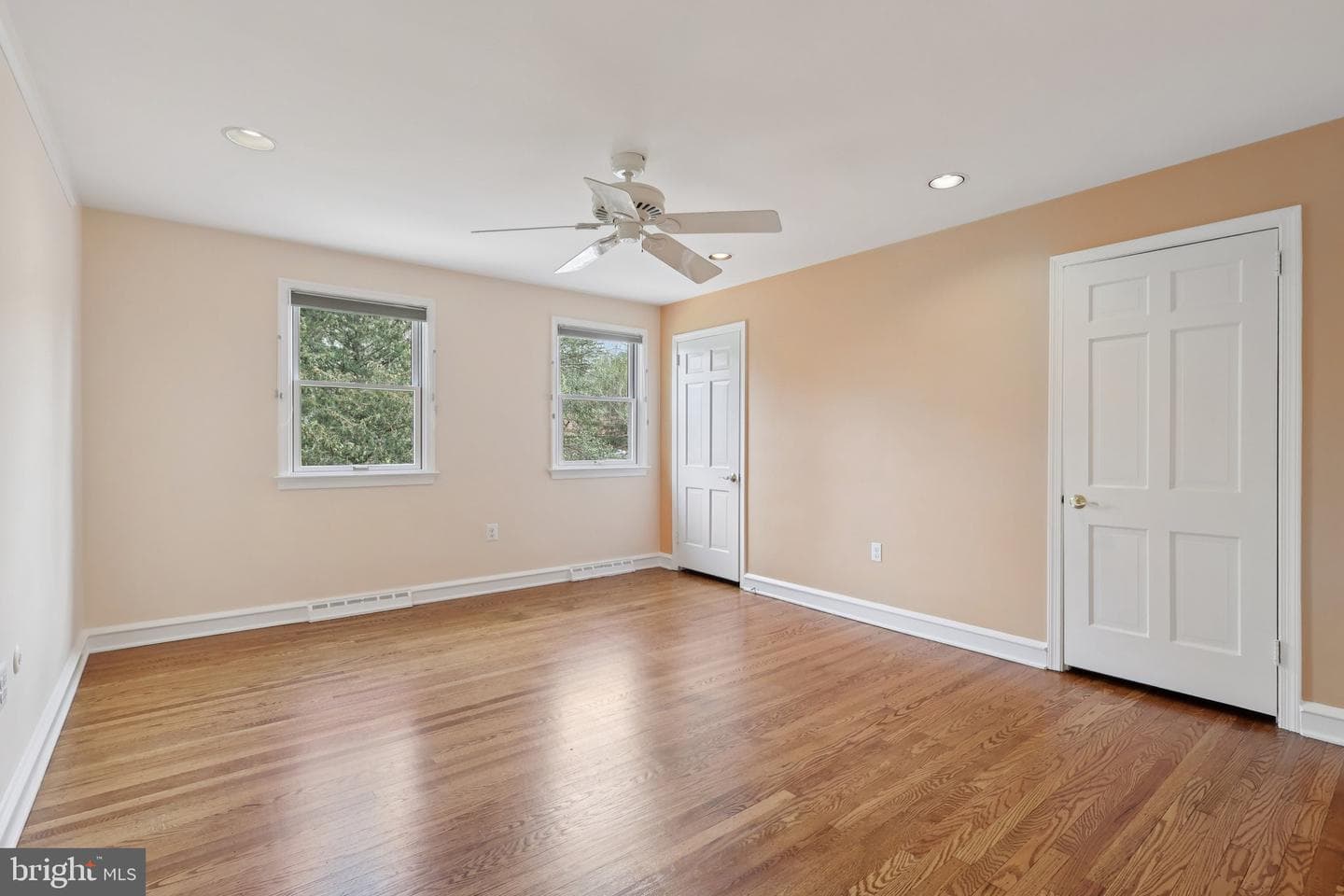 260 Mathers Road photo 43