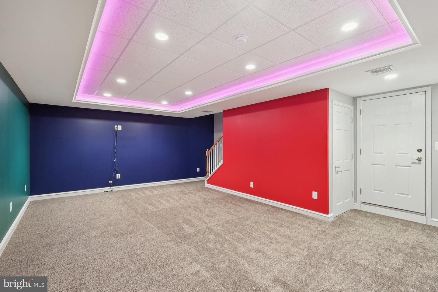 260 Mathers Road photo 54