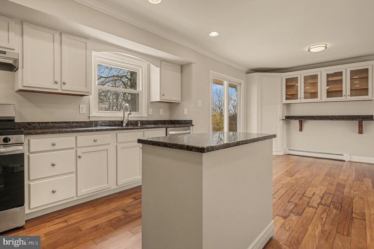 305 Green Hill Road photo 8