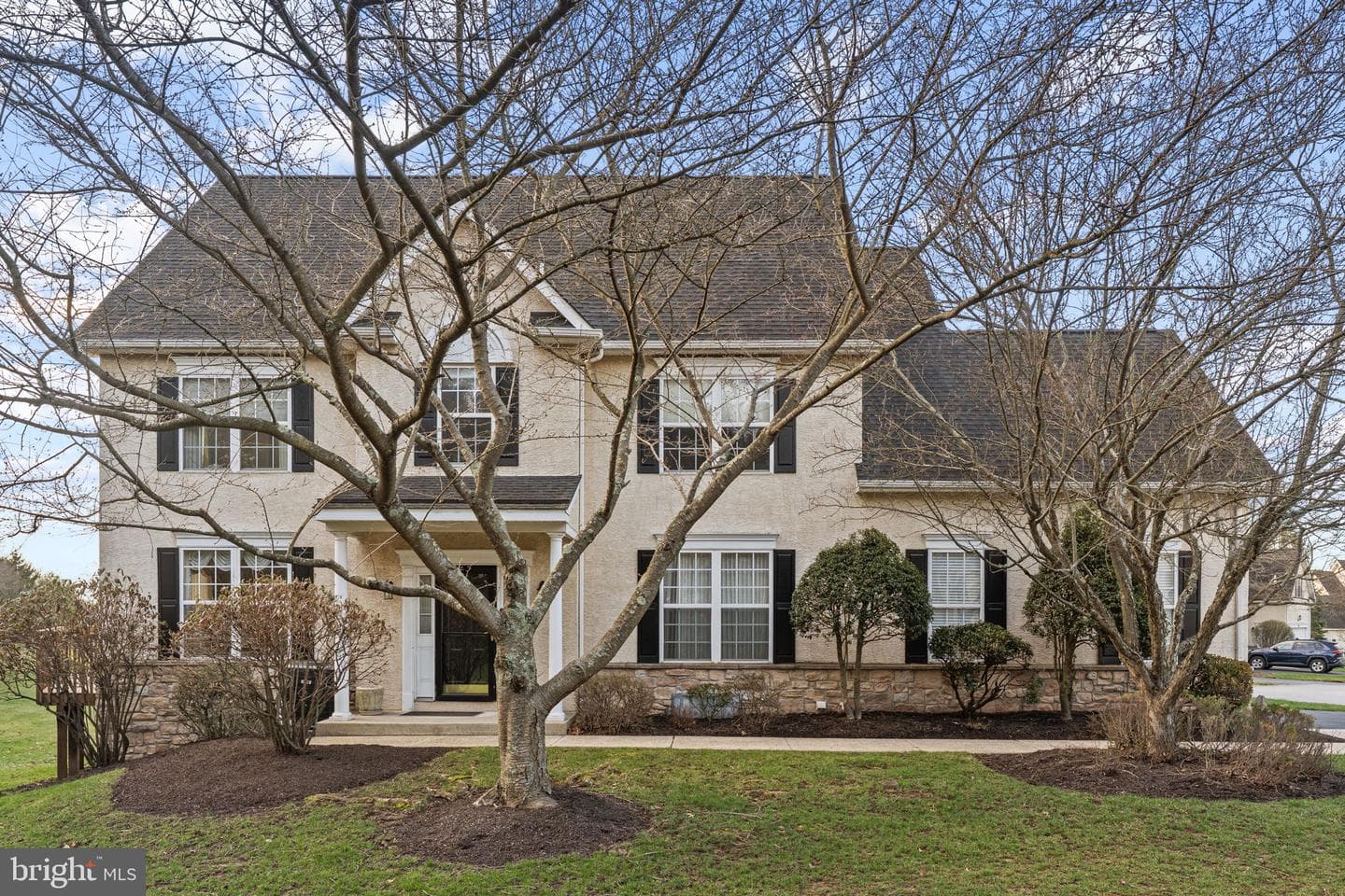 376 Hobson Place photo 2