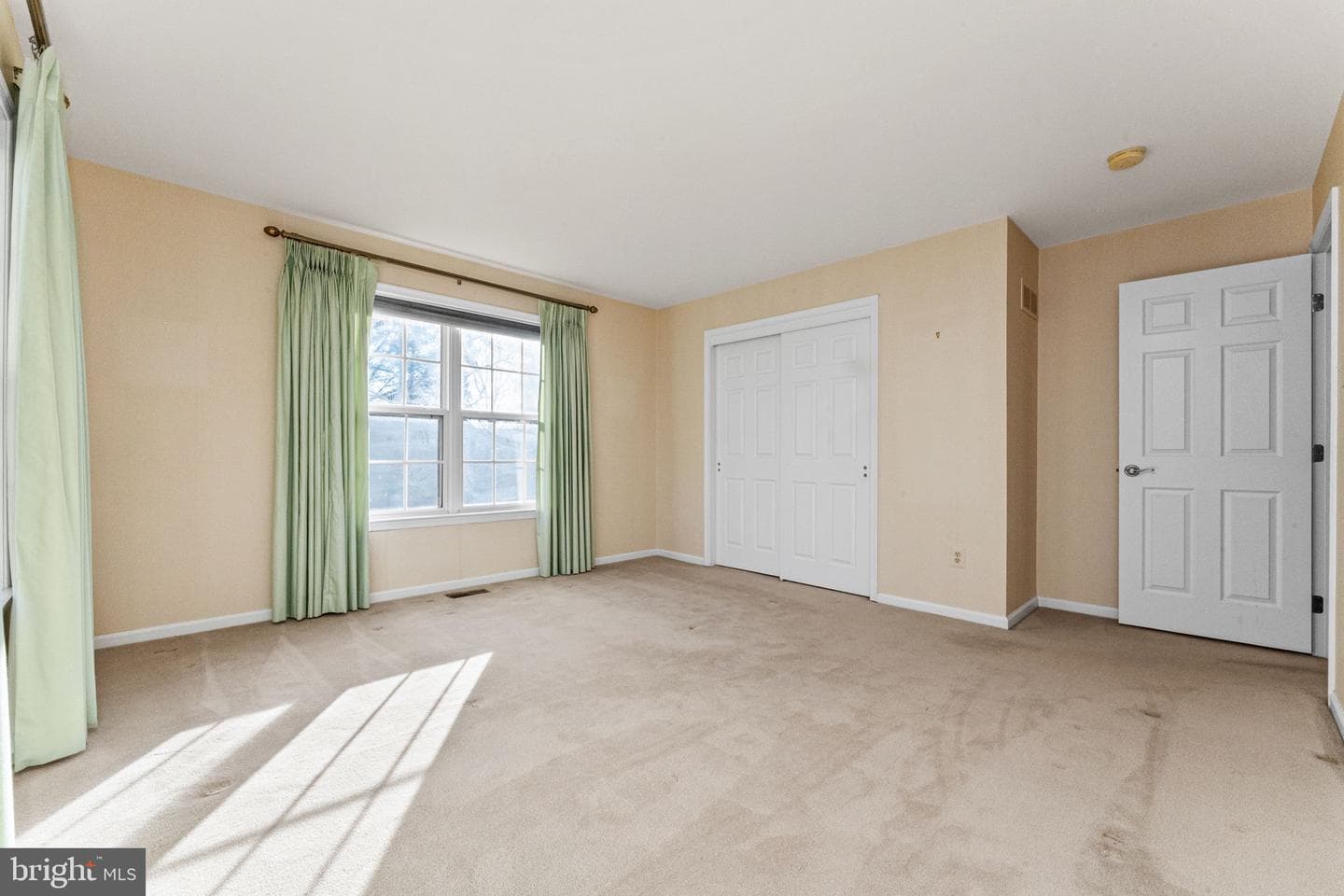 376 Hobson Place photo 23