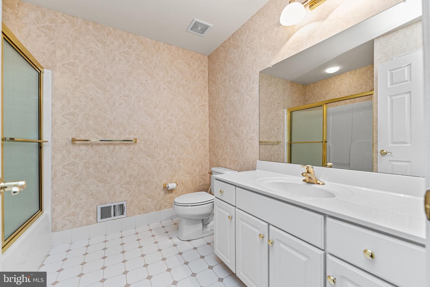 376 Hobson Place photo 26