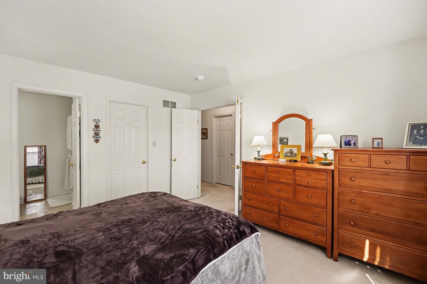 321 Cherry Street photo 17