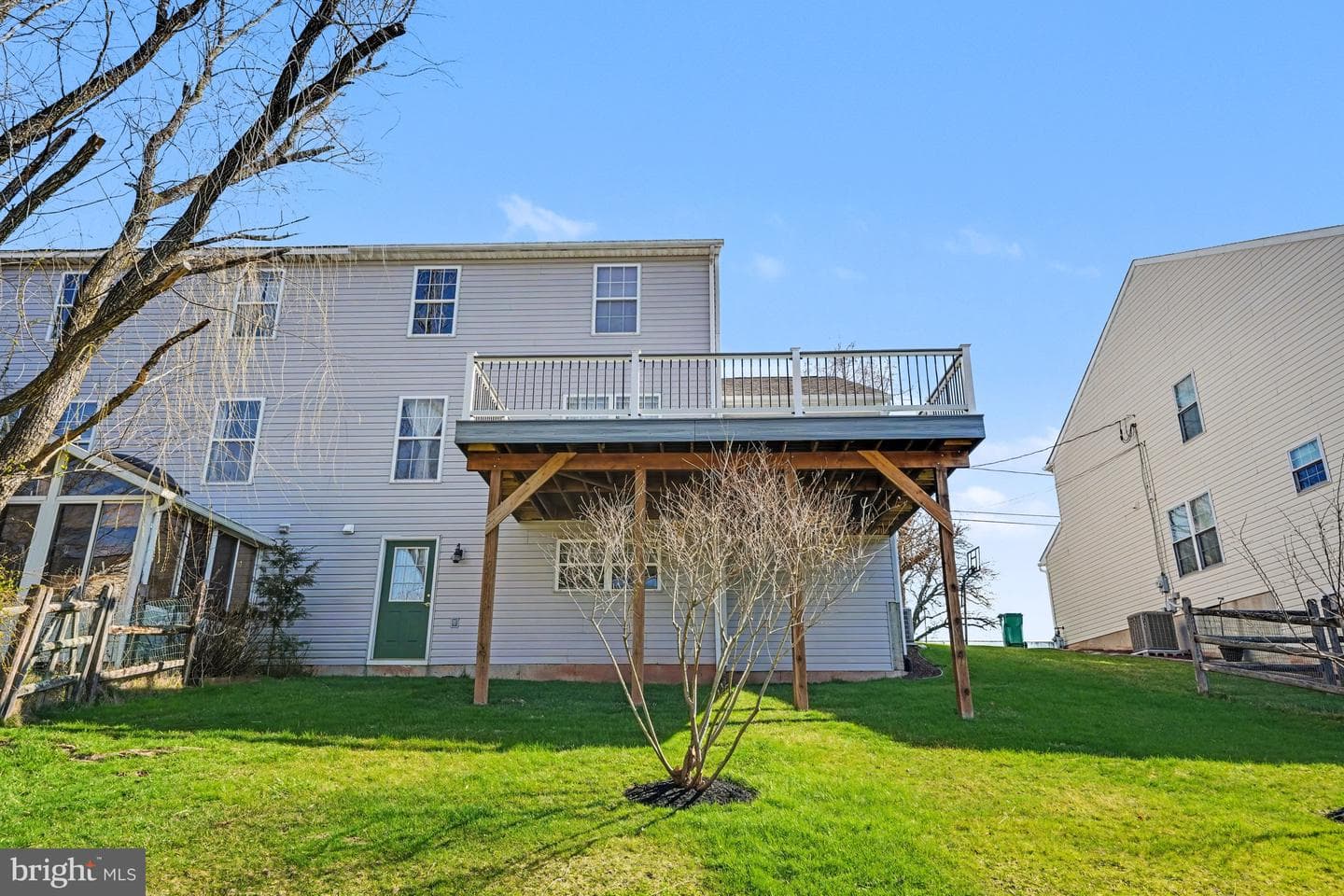 321 Cherry Street photo 28