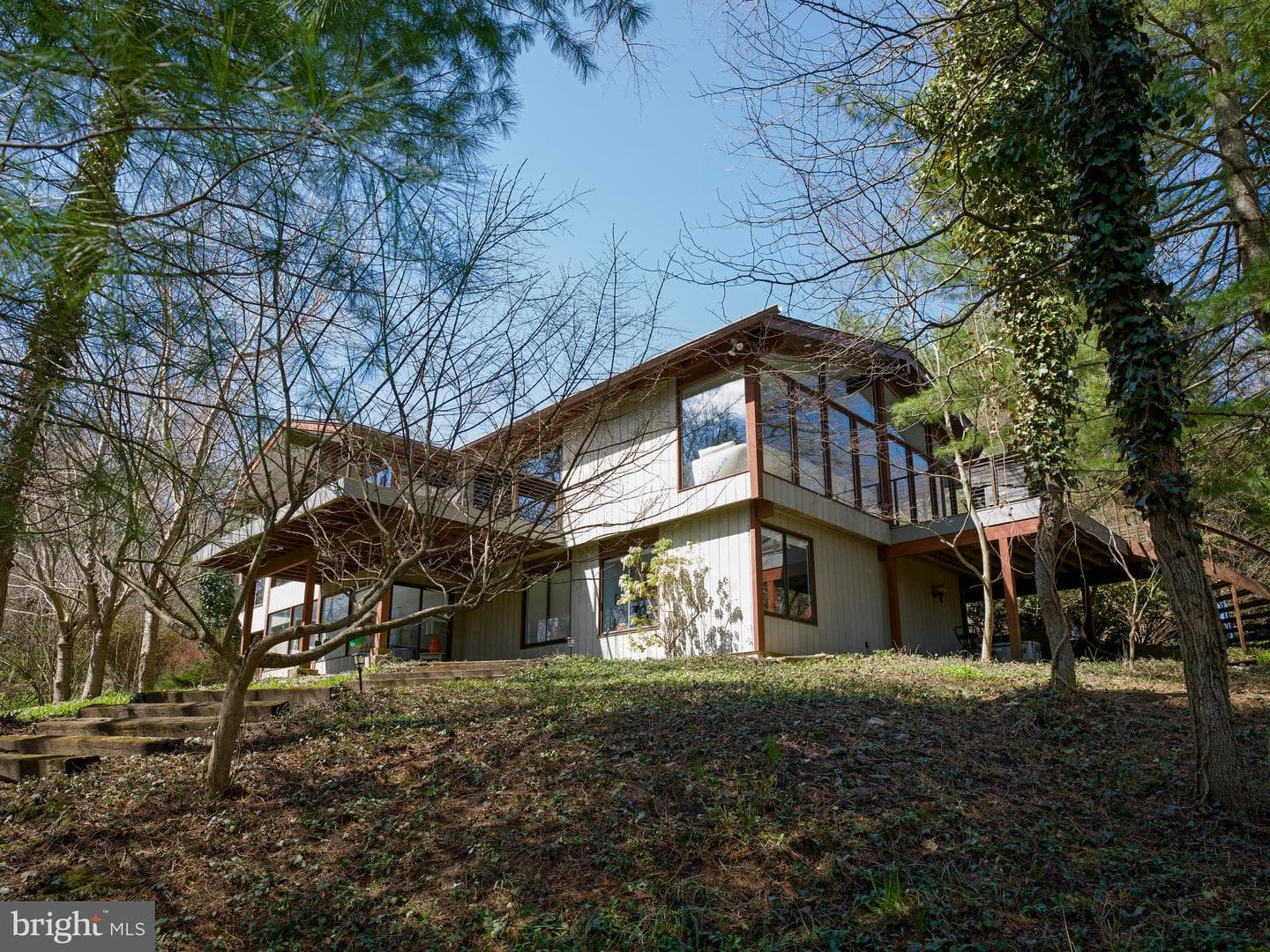 1300 Centennial Road photo 4