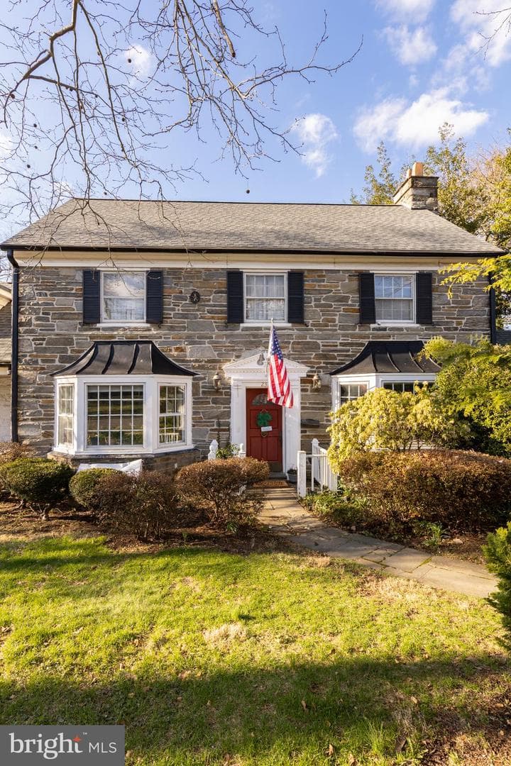 231 Meeting House Lane photo 3