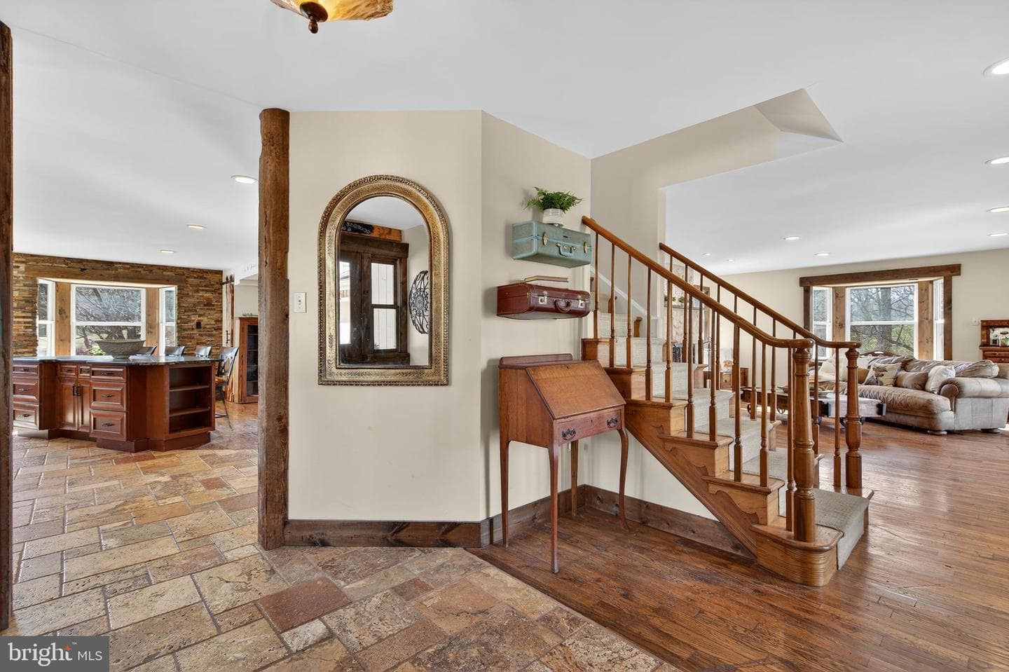 720 Hobbs Road photo 9