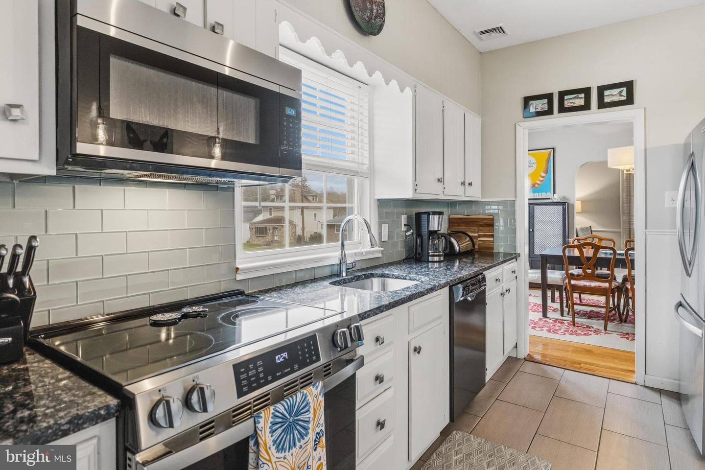 11 Franklin Avenue photo 17