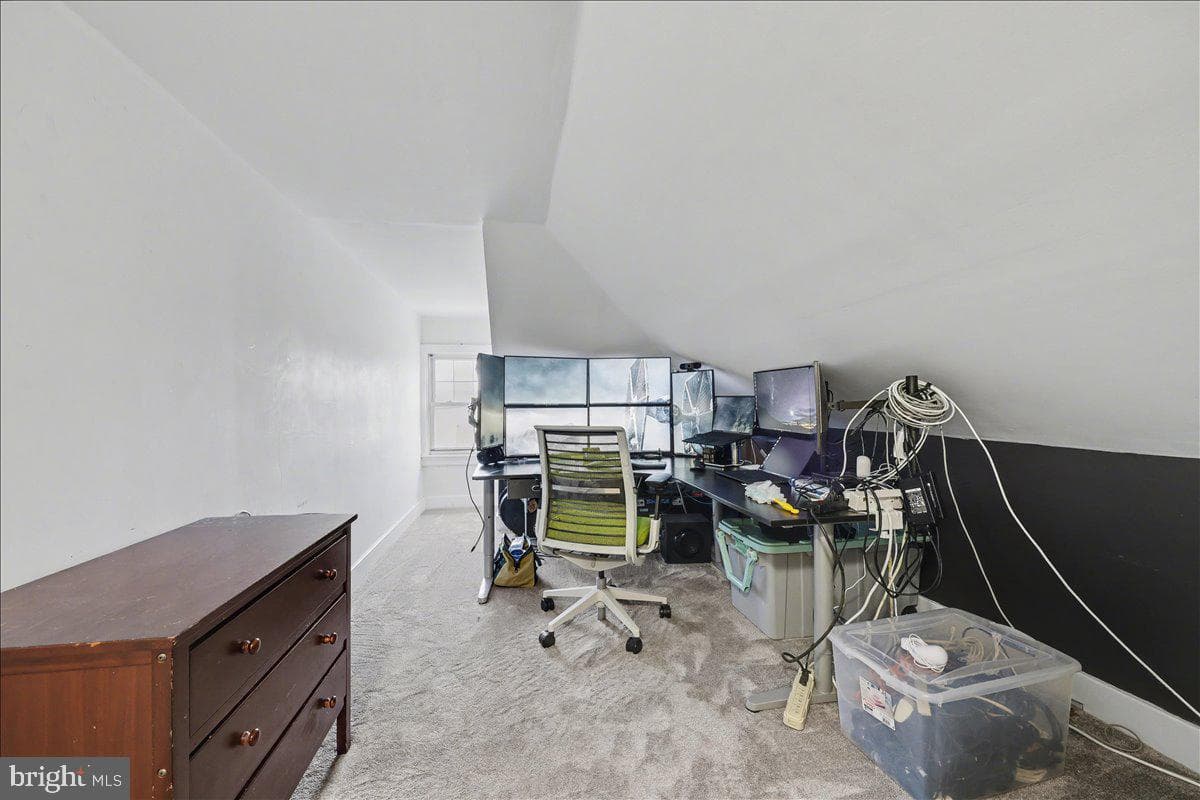 630 N Evans Street photo 26