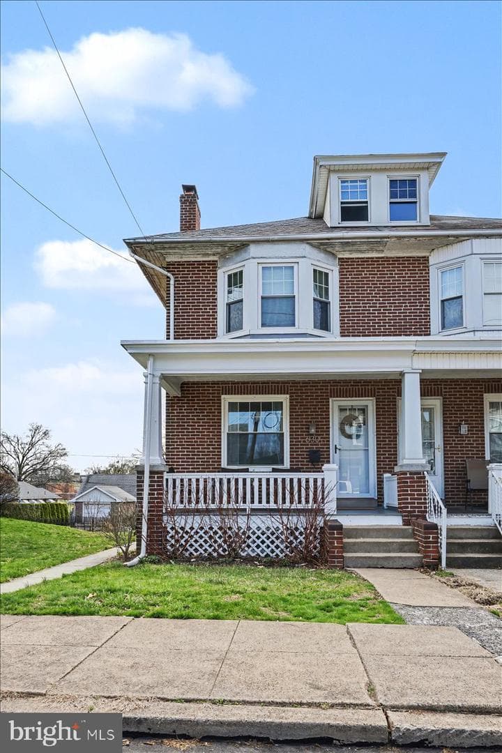 630 N Evans Street photo 4