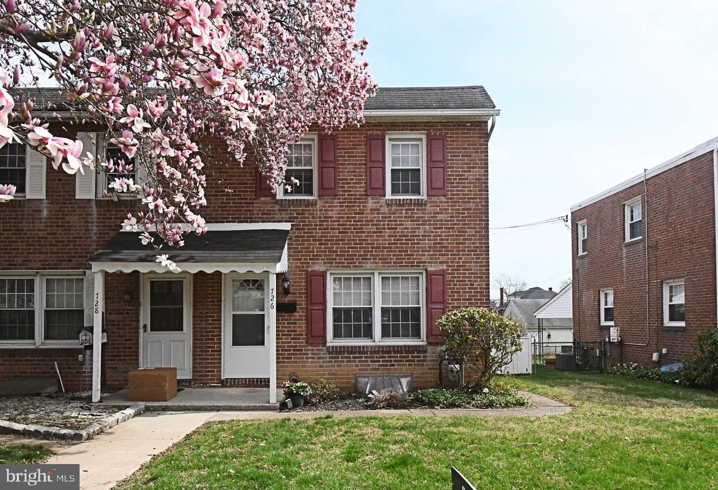 726 Buttonwood Street