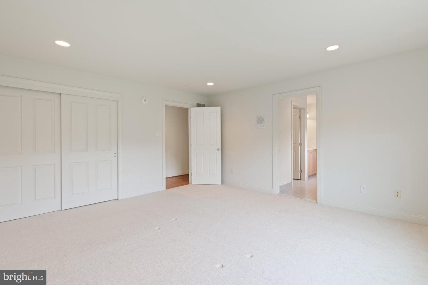 2205 Jefferson Lane photo 44