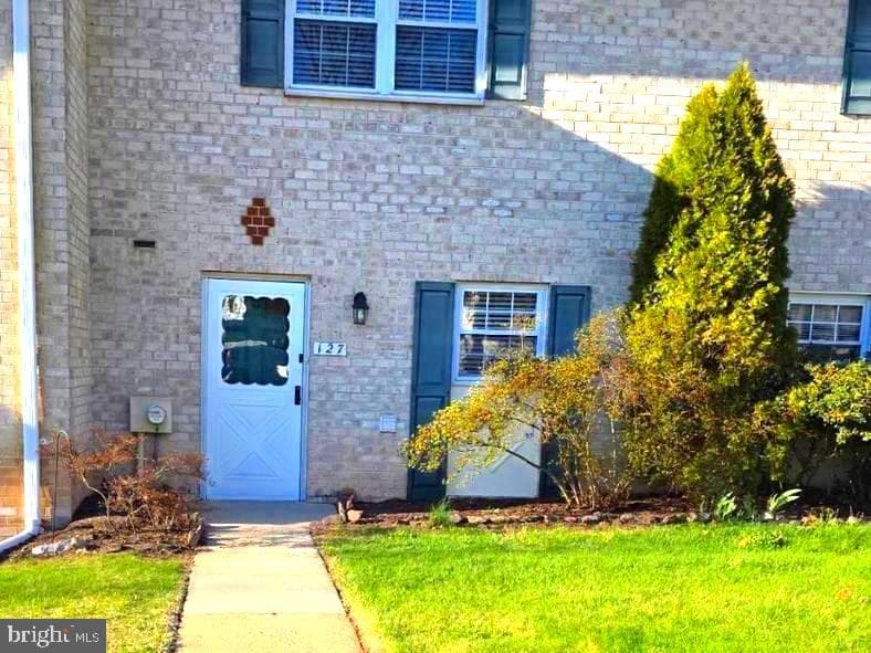 127 Hampstead Drive #127 photo 3