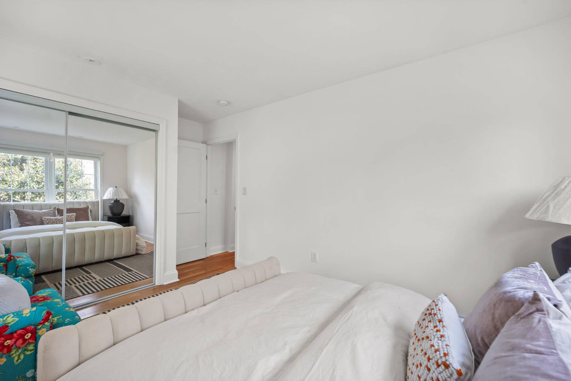 1037 Montgomery Avenue photo 16