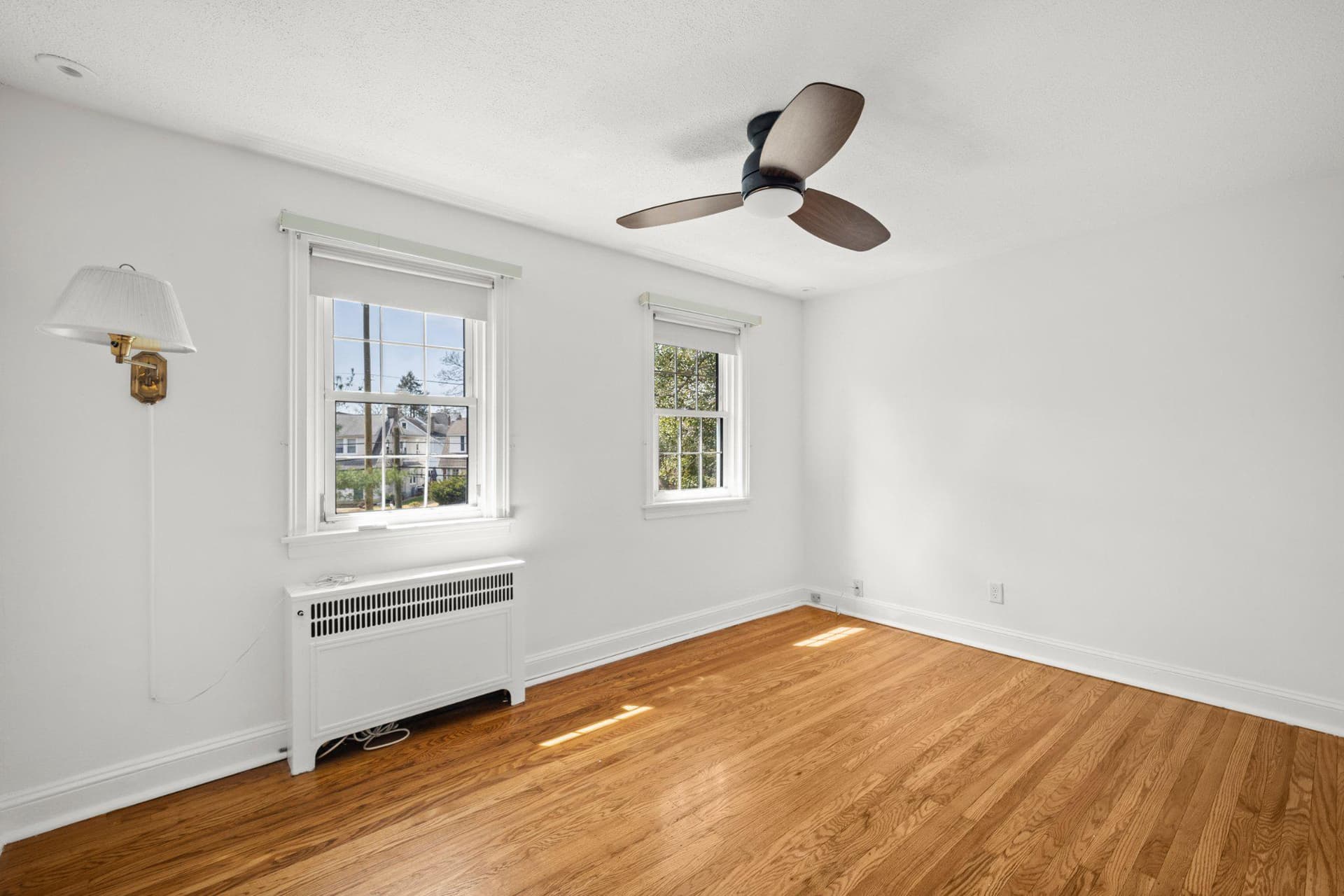 1037 Montgomery Avenue photo 25
