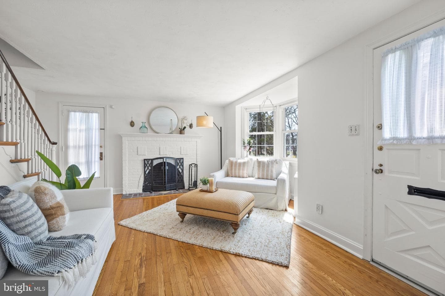 1037 Montgomery Avenue photo 4