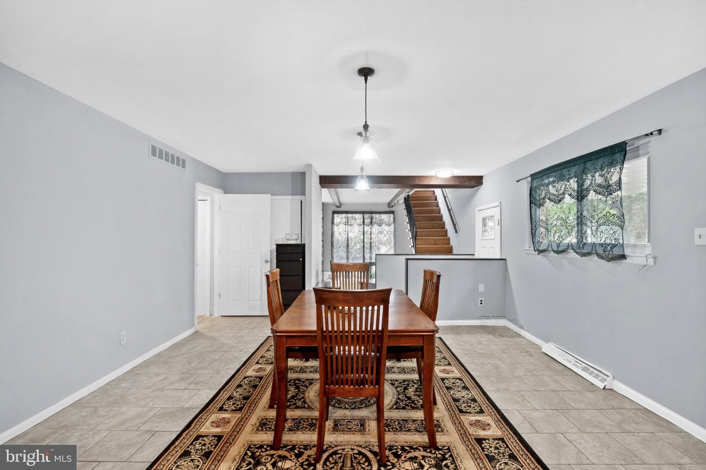 609 Foster Road photo 10