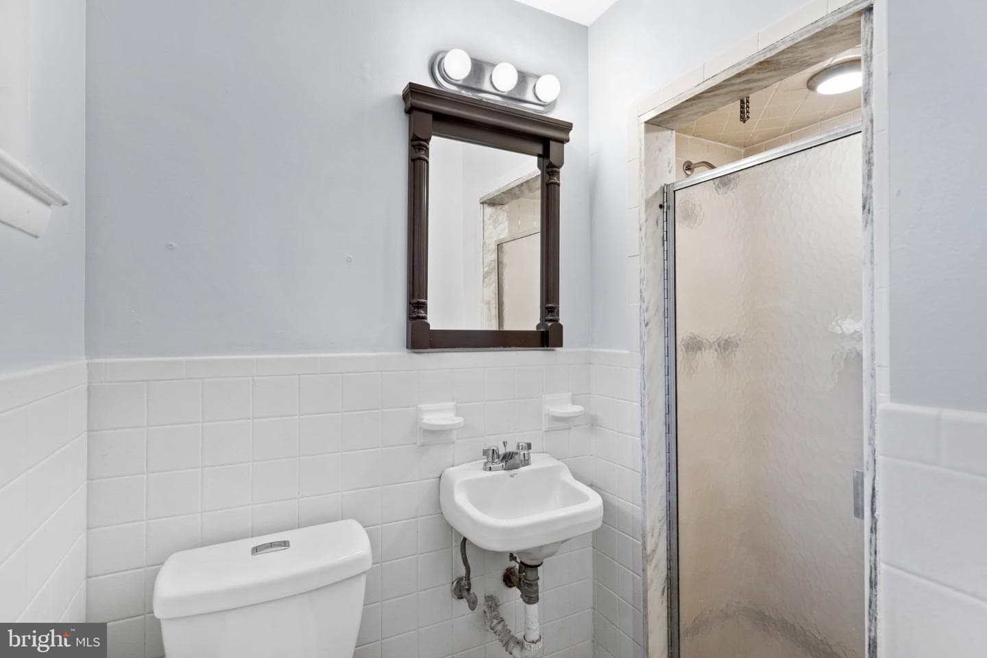 609 Foster Road photo 38