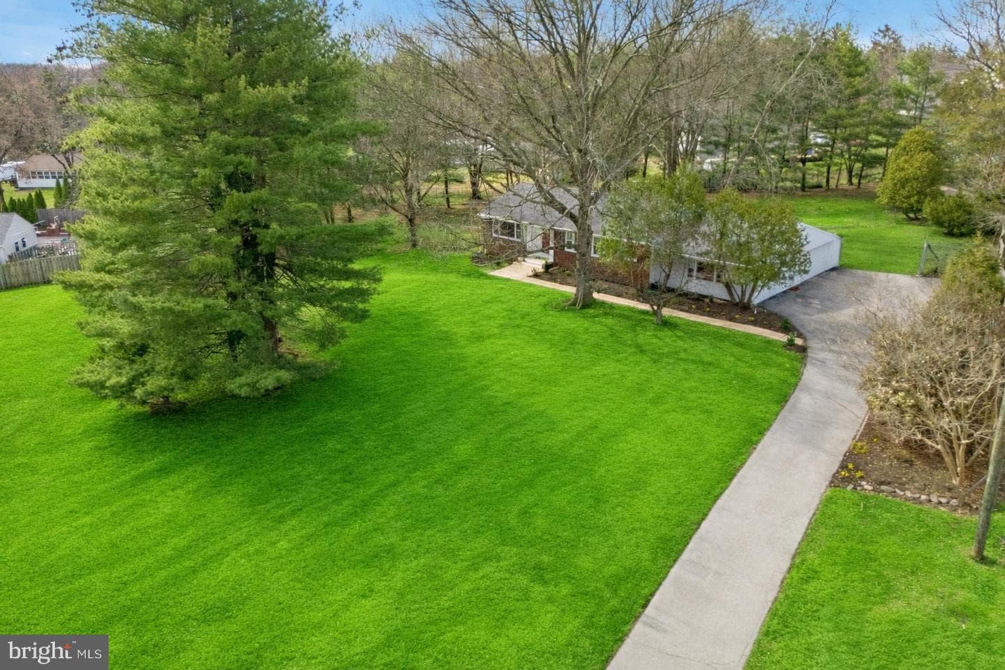 314 Midfield Drive photo 25