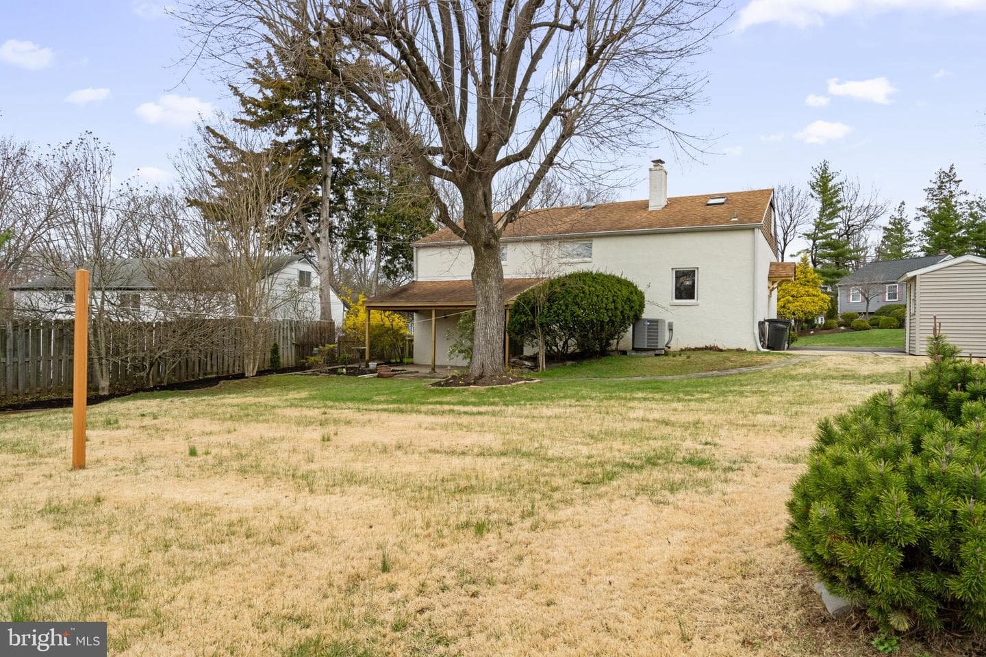 42 Lincoln Ln photo 36