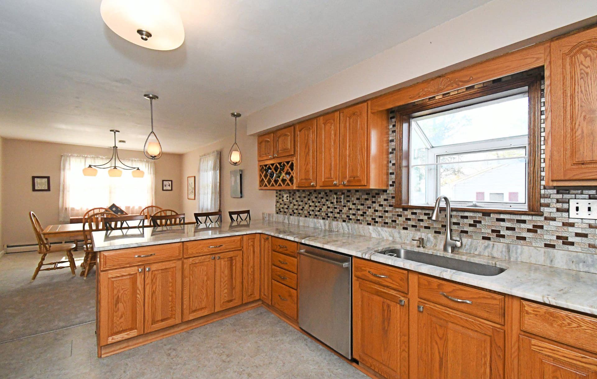 233 Broadway Avenue photo 7