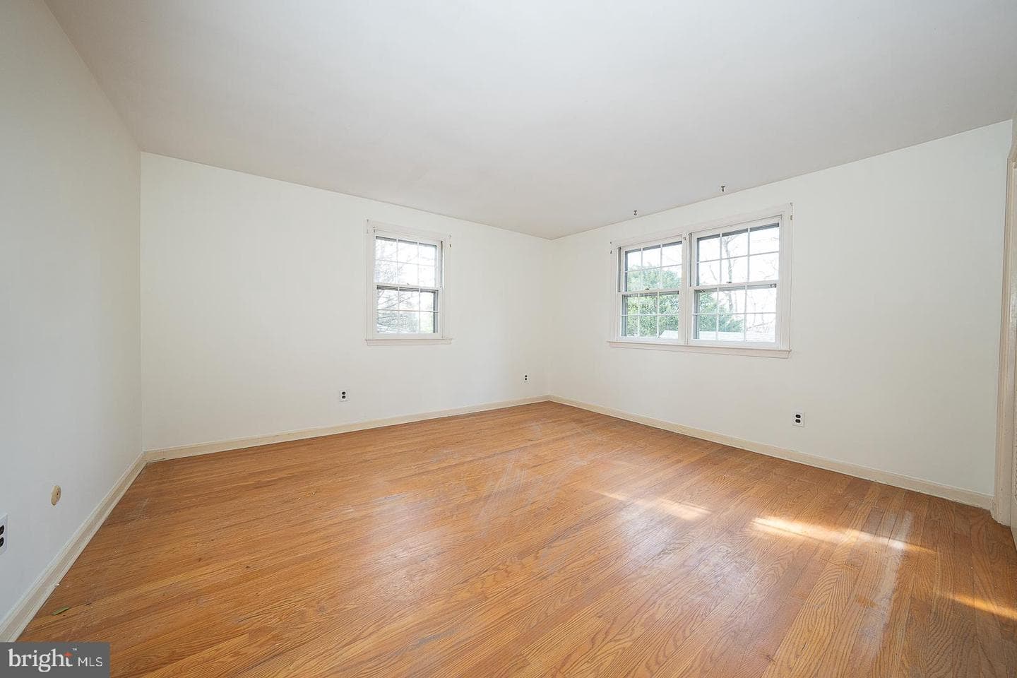 256 Hathaway Lane photo 30