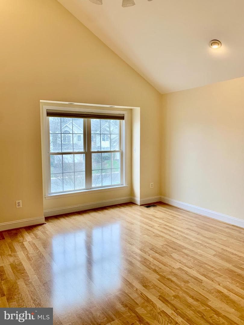 135 Birkdale Drive photo 29