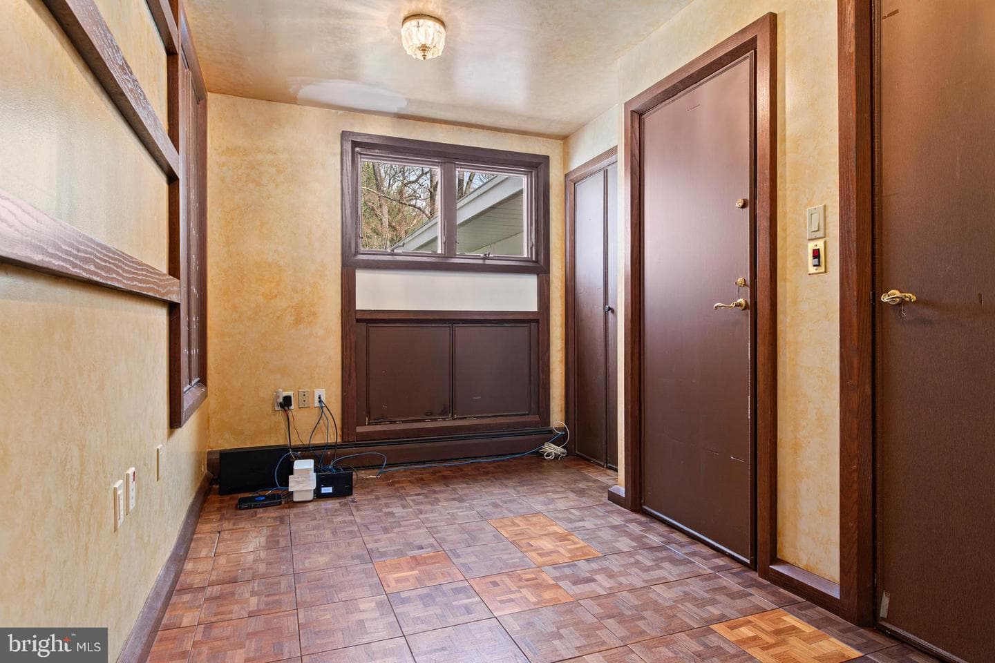 844 Bryn Mawr Avenue photo 31