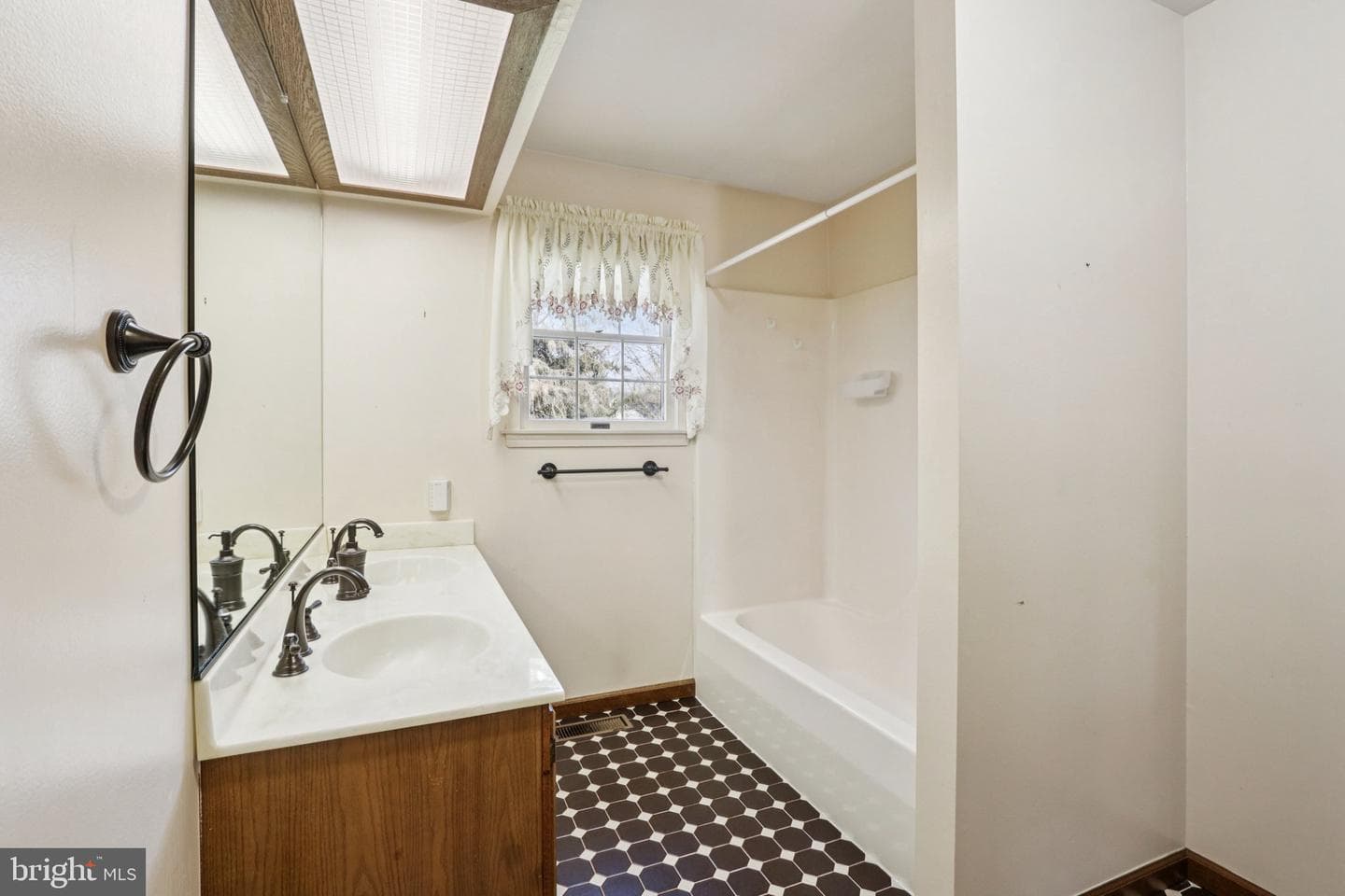109 Flint Drive photo 32