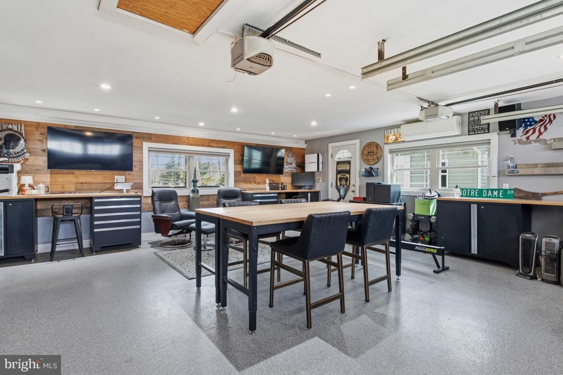 220 Hibbert Road photo 28