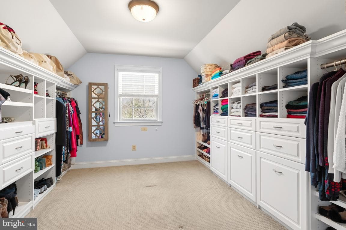 930 Ashbourne Way photo 33