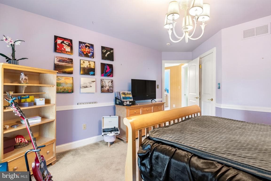 930 Ashbourne Way photo 35