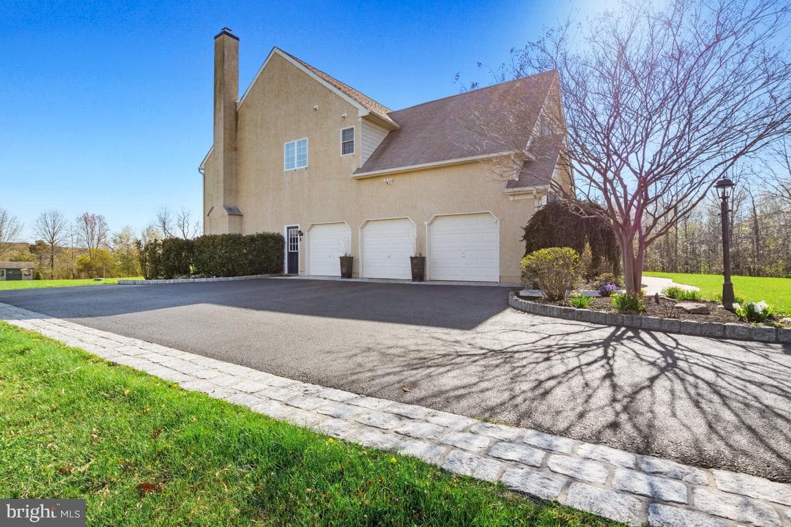 930 Ashbourne Way photo 45