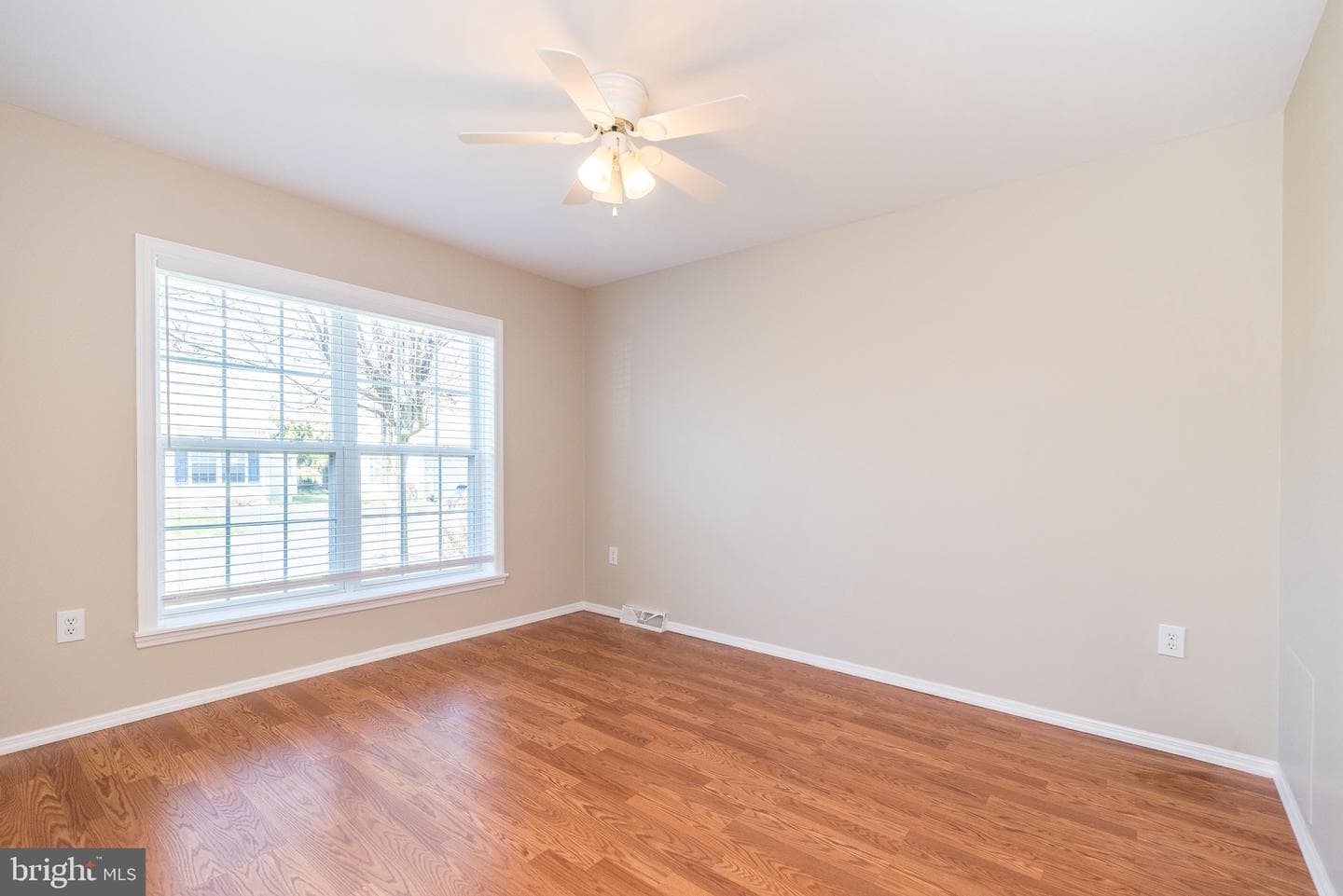 2038 Highland Court #2038 photo 35