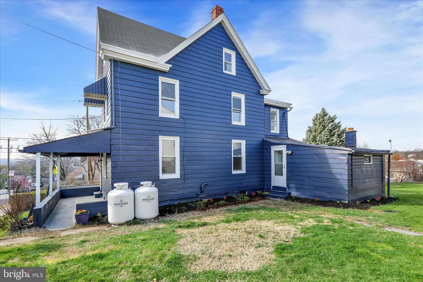 555 West Street photo 8